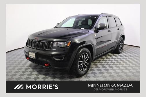Diamond Black Crystal Pearlcoat 2020 Jeep Grand Cherokee Trailhawk