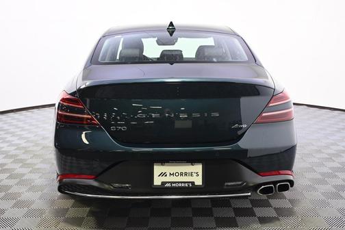 2022 Genesis G70 2.0T AWD