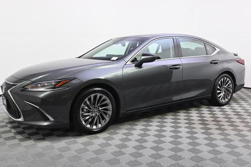 2024 Lexus ES 300h Ultra Luxury