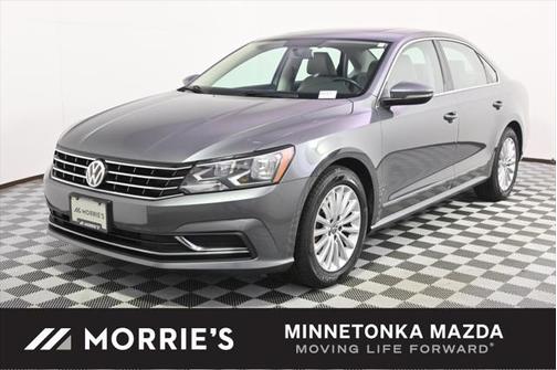 2017 Volkswagen Passat 1.8T SE