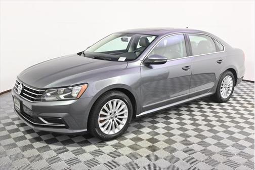 2017 Volkswagen Passat 1.8T SE