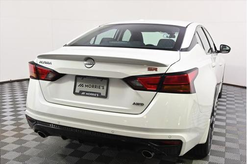 2024 Nissan Altima SR Intelligent AWD