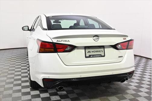 2024 Nissan Altima SR Intelligent AWD