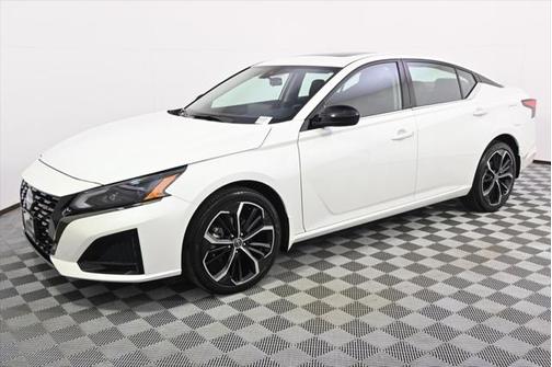 2024 Nissan Altima SR Intelligent AWD