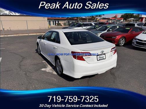 Super White 2012 Toyota Camry SE