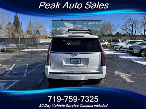 2017 Cadillac Escalade Luxury