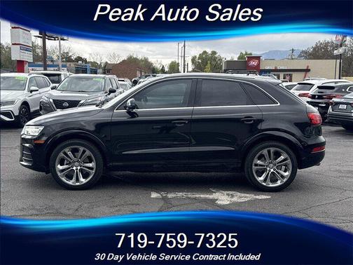 Mythos Black Metallic 2017 Audi Q3 2.0T Premium Plus
