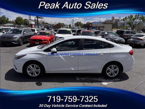 Summit White 2017 Chevrolet Cruze LT