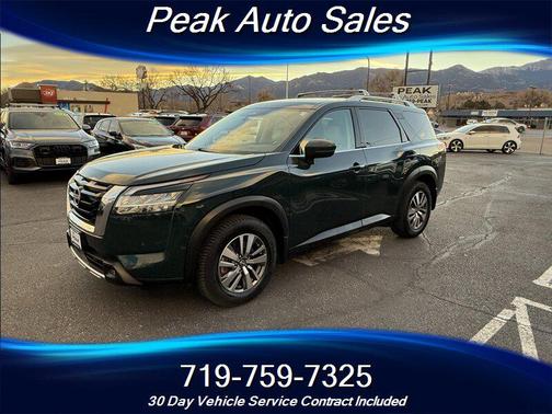 2022 Nissan Pathfinder SL 4WD