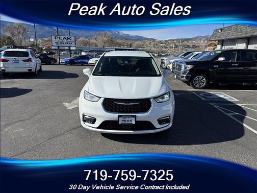 2022 Chrysler Pacifica Touring L