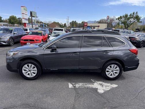 Magnetite Gray Metallic 2019 Subaru Outback 2.5i Premium