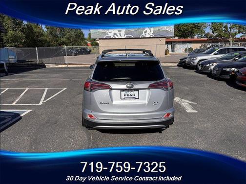 Silver Sky Metallic 2018 Toyota RAV4 XLE