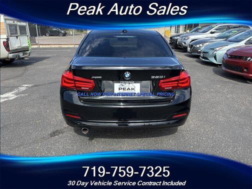 Black Sapphire Metallic 2018 BMW 320 i