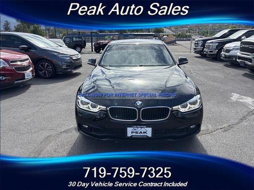 Black Sapphire Metallic 2018 BMW 320 i