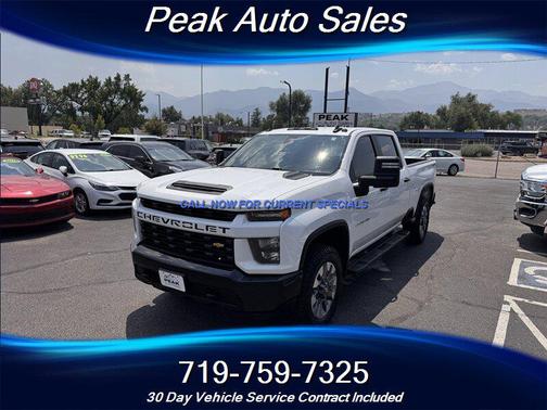 Summit White 2022 Chevrolet Silverado 2500 Custom