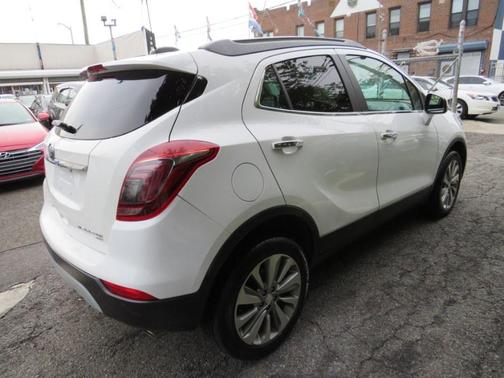 Summit White 2017 Buick Encore Preferred