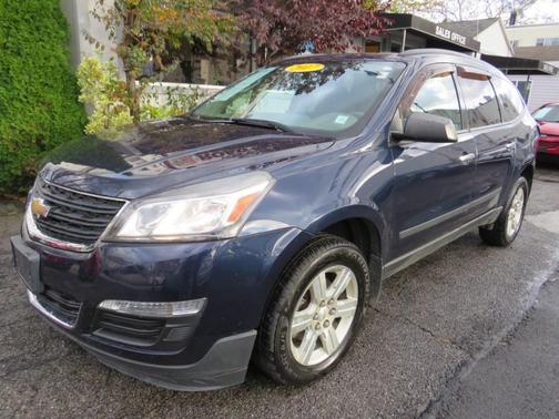 2017 Chevrolet Traverse LS