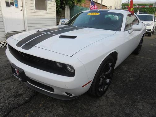 2020 Dodge Challenger SXT