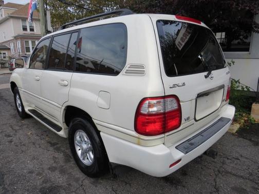 2000 Lexus LX 470 Base