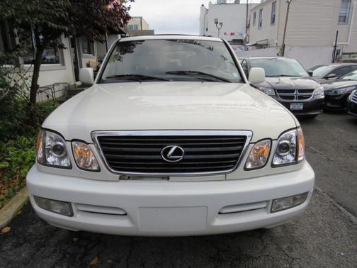 2000 Lexus LX 470 Base