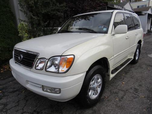 2000 Lexus LX 470 Base