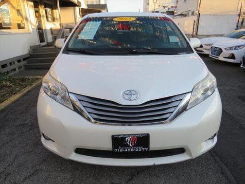2015 Toyota Sienna XLE Premium