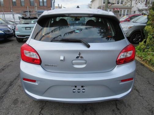 2020 Mitsubishi Mirage ES