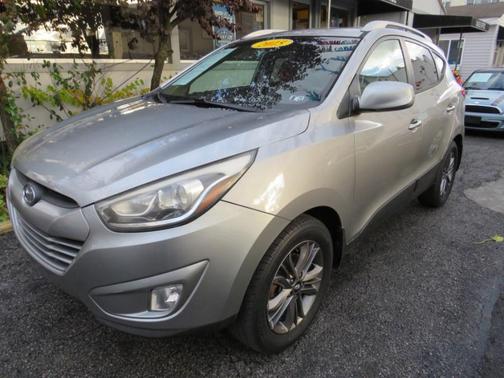 2015 Hyundai TUCSON SE