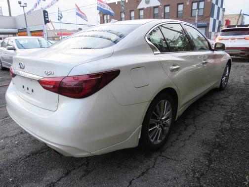 2018 INFINITI Q50 3.0t LUXE