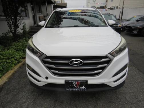 2017 Hyundai TUCSON SE Plus