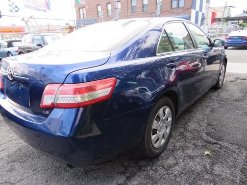 2011 Toyota Camry XLE