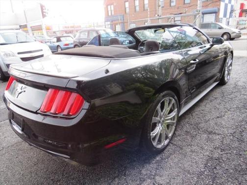 2015 Ford Mustang V6