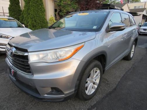 2014 Toyota Highlander LE