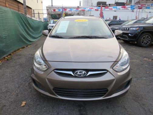 2013 Hyundai Accent GS