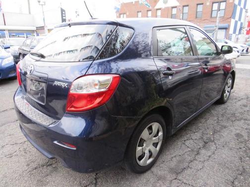 2010 Toyota Matrix Base