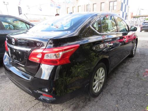 Super Black 2018 Nissan Sentra SV