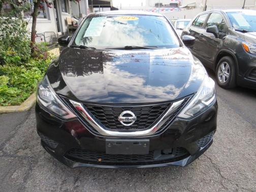 Super Black 2018 Nissan Sentra SV