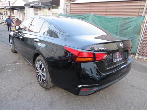 2020 Nissan Altima S FWD