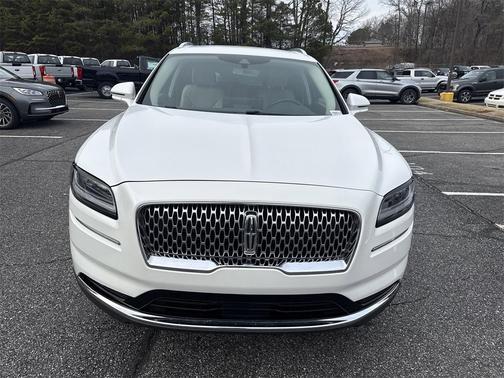 2022 Lincoln Nautilus Standard