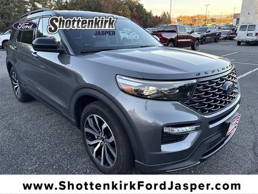 2022 Ford Explorer ST-Line