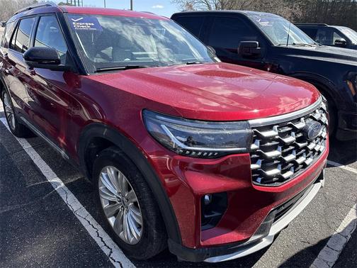 2025 Ford Explorer Platinum