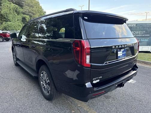 2025 Ford Expedition Max Active 4x4