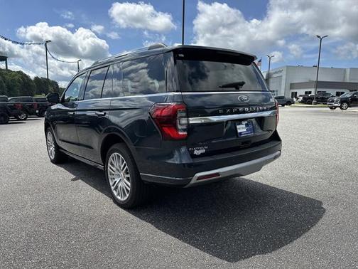 2024 Ford Expedition Platinum