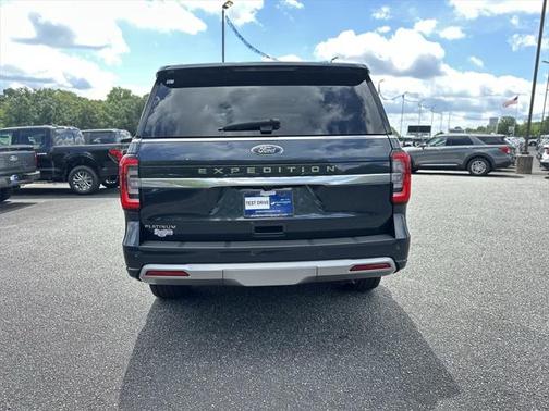 2024 Ford Expedition Platinum