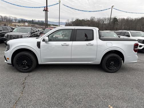 2026 Ford Maverick Lobo Standard