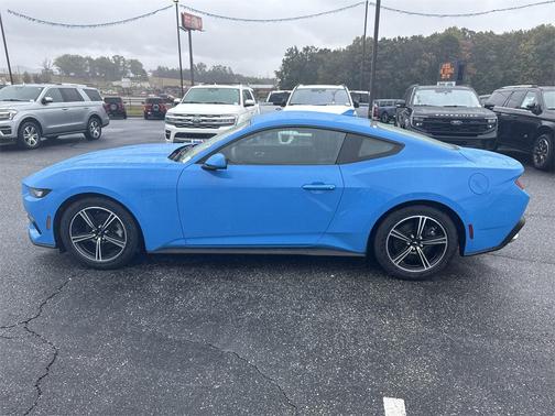 2024 Ford Mustang EcoBoost