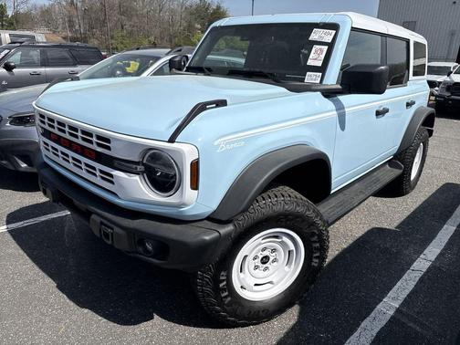Robins Egg Blue 2025 Ford Bronco Heritage Edition