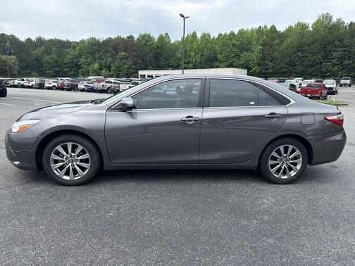 Predawn Gray Mica 2016 Toyota Camry XLE