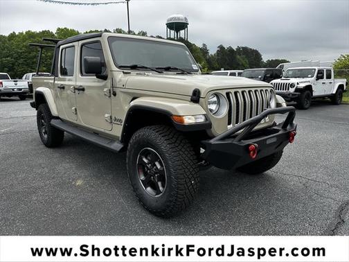 2022 Jeep Gladiator Overland