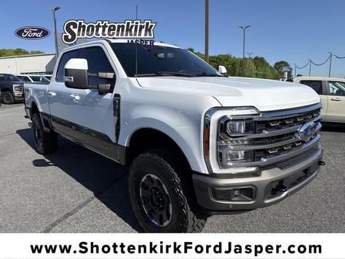 OXFORD WHITE 2023 Ford F-250 King Ranch